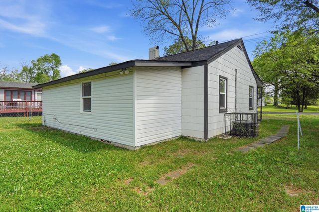 713 WOODWARD ROAD, Midfield, AL 35228