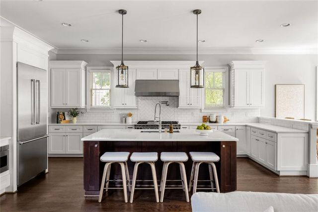 2327 Shenandoah Avenue NE, Atlanta, GA 30305
