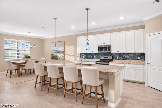 11990 Bay Oak DR, Fort Myers, FL 33913