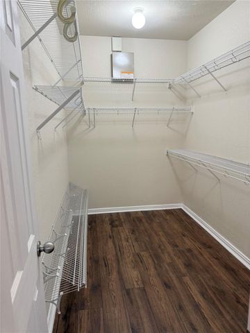 6182 Newcastle Lane, League City, TX 77573