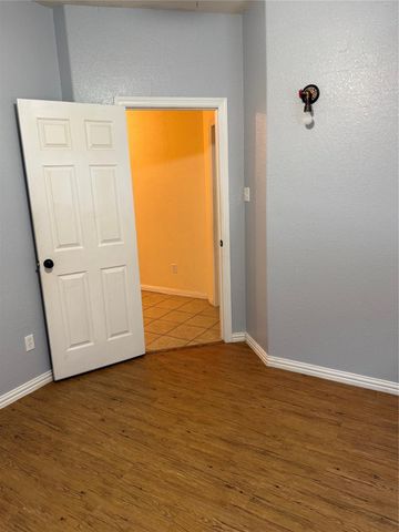6182 Newcastle Lane, League City, TX 77573