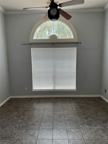 6182 Newcastle Lane, League City, TX 77573