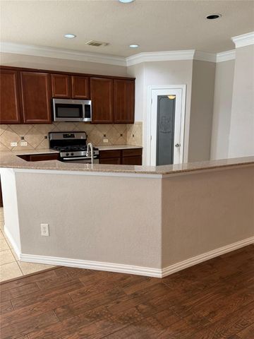 6182 Newcastle Lane, League City, TX 77573