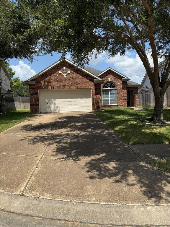 6182 Newcastle Lane, League City, TX 77573