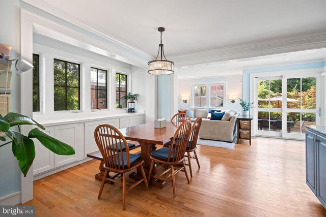 5191 LINNEAN TER NW, Washington, DC 20008