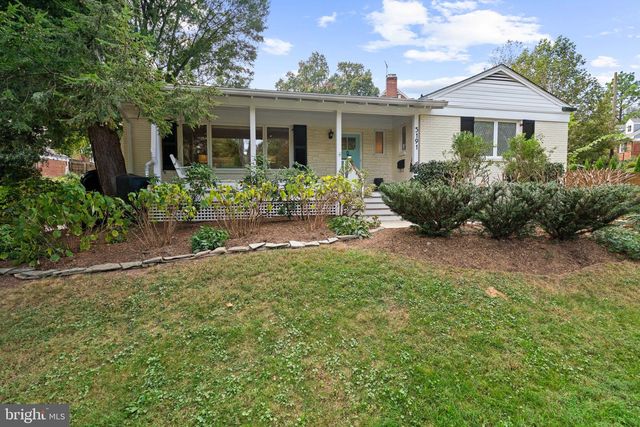 5191 LINNEAN TER NW, Washington, DC 20008