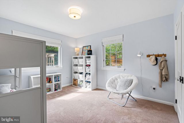 5191 LINNEAN TER NW, Washington, DC 20008