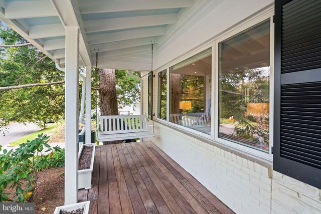 5191 LINNEAN TER NW, Washington, DC 20008