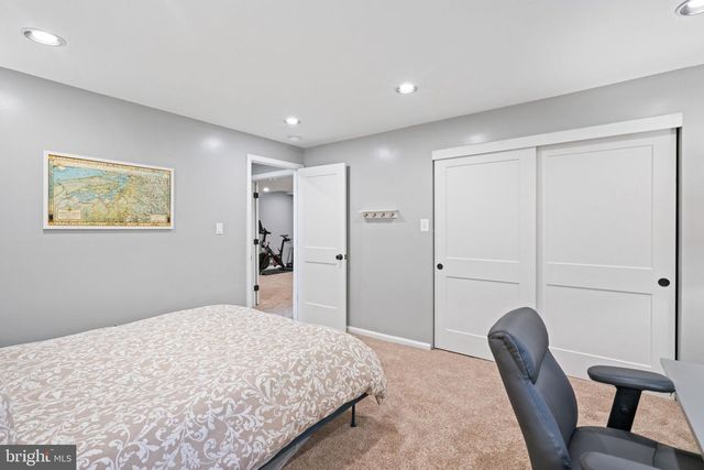 5191 LINNEAN TER NW, Washington, DC 20008