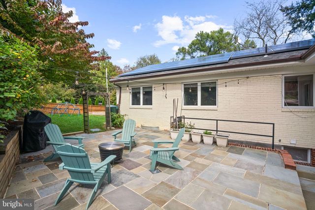 5191 LINNEAN TER NW, Washington, DC 20008