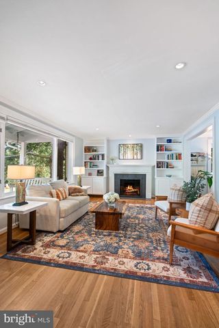 5191 LINNEAN TER NW, Washington, DC 20008