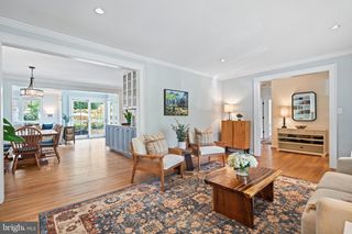 5191 LINNEAN TER NW, Washington, DC 20008