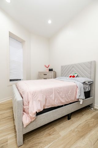 3345 W Douglas Boulevard, Chicago, IL 60623