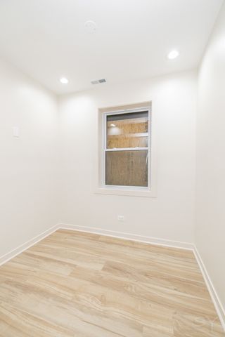 3345 W Douglas Boulevard, Chicago, IL 60623