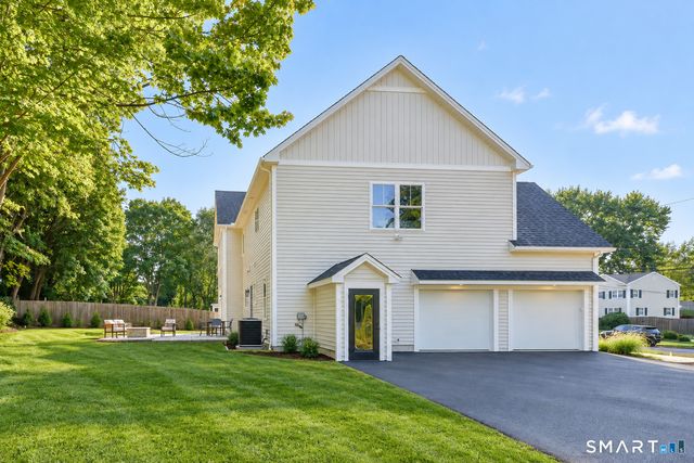 24 Warde Terrace, Fairfield, CT 06825