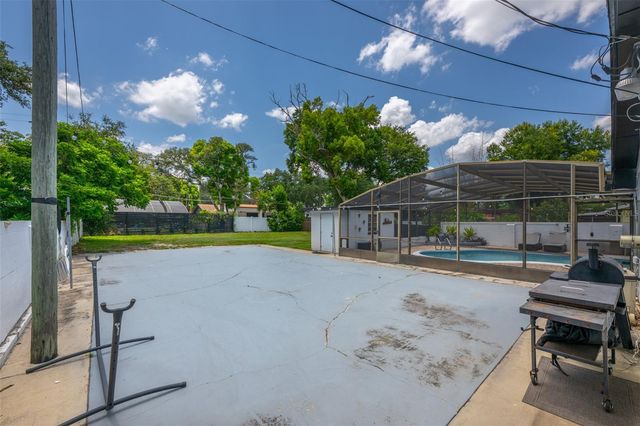 1921 WINNEBAGO TRAIL, Fern Park, FL 32730