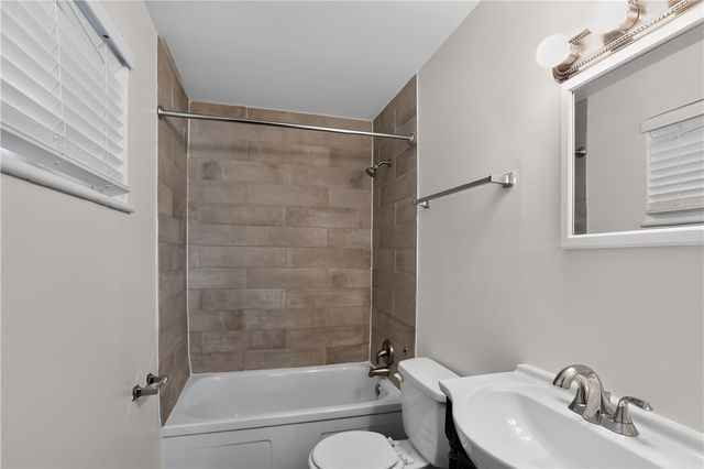 4450 Lambeth Drive, Huber Heights, OH 45424