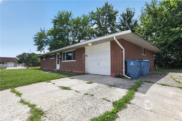 4450 Lambeth Drive, Huber Heights, OH 45424