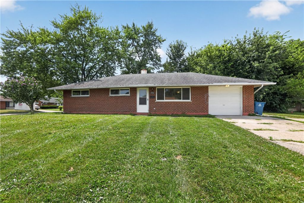 4450 Lambeth Drive, Huber Heights, OH 45424