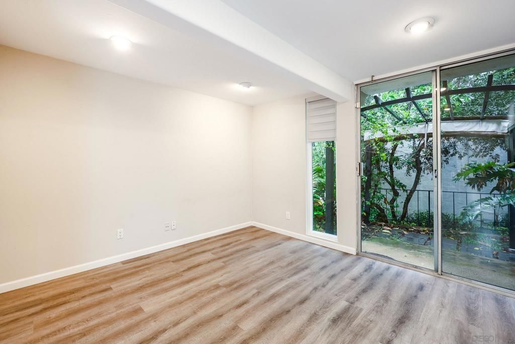 Image 4 of property listing at 2406 Altisma Way A, Carlsbad, CA 92009