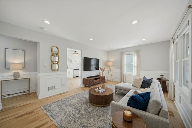 1309 Howard Avenue, Berkeley, IL 60163
