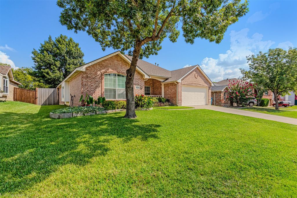 5705 San Marino Drive, Rowlett, TX 75089