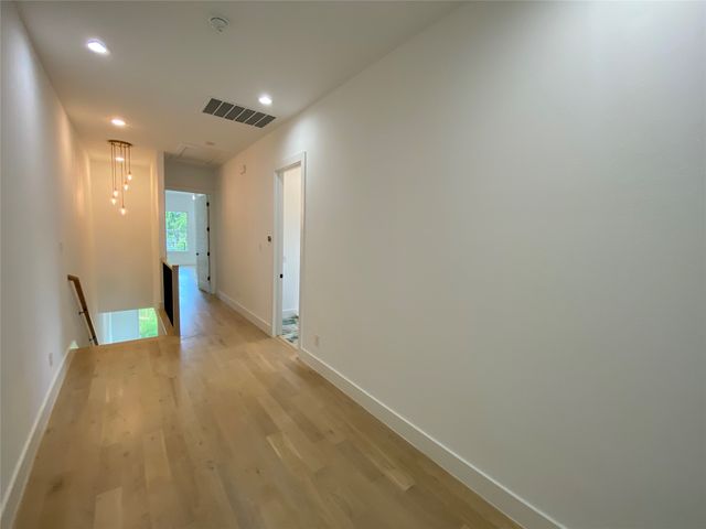 805 S Glasgow, Dallas, TX 75223