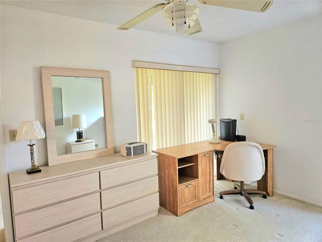 2989 TAYWOOD MEADOW 19, Sarasota, FL 34235