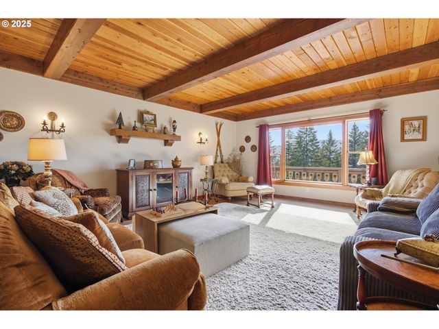 3031 LOOP Rd, Stevenson, WA 98648