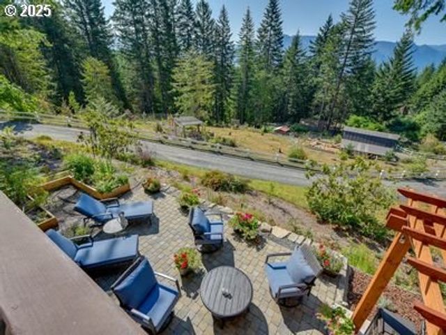 3031 LOOP Rd, Stevenson, WA 98648