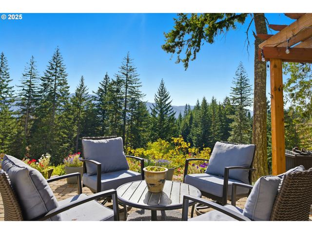 3031 LOOP Rd, Stevenson, WA 98648