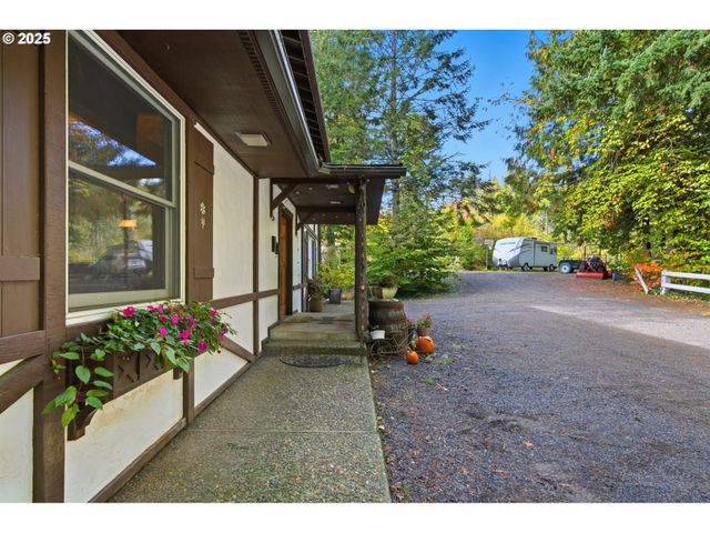 3031 LOOP Rd, Stevenson, WA 98648