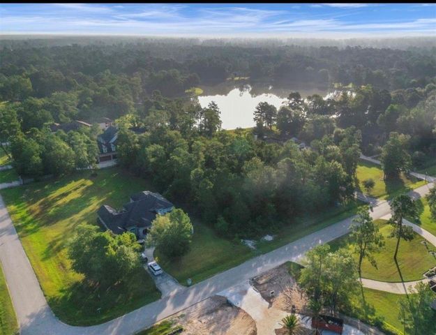 4007 Hidden Winds Drive, Spring, TX 77386