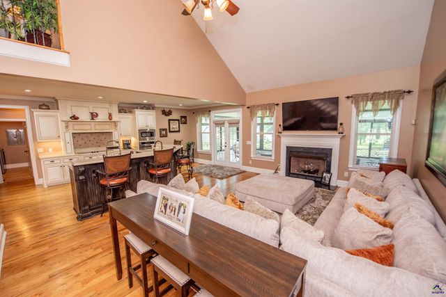 304 Old Windmill Road, Perry, GA 31069