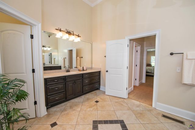 304 Old Windmill Road, Perry, GA 31069
