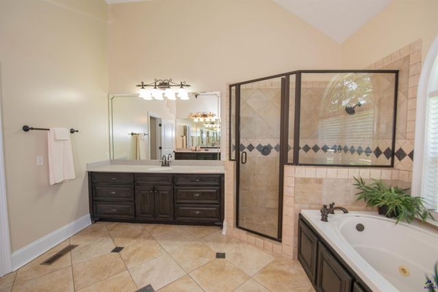 304 Old Windmill Road, Perry, GA 31069