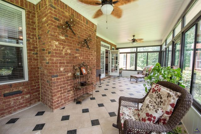 304 Old Windmill Road, Perry, GA 31069