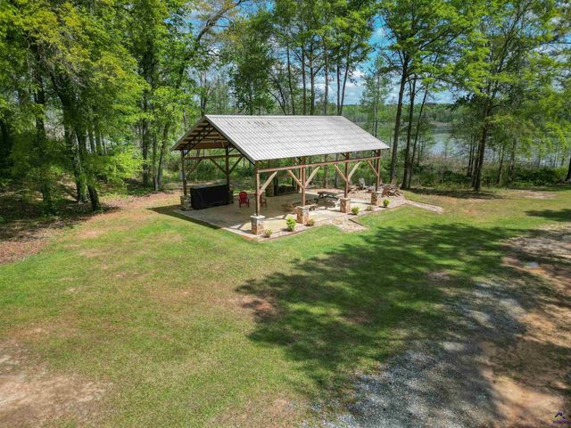 304 Old Windmill Road, Perry, GA 31069