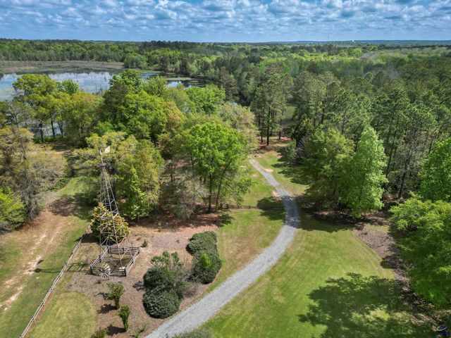 304 Old Windmill Road, Perry, GA 31069