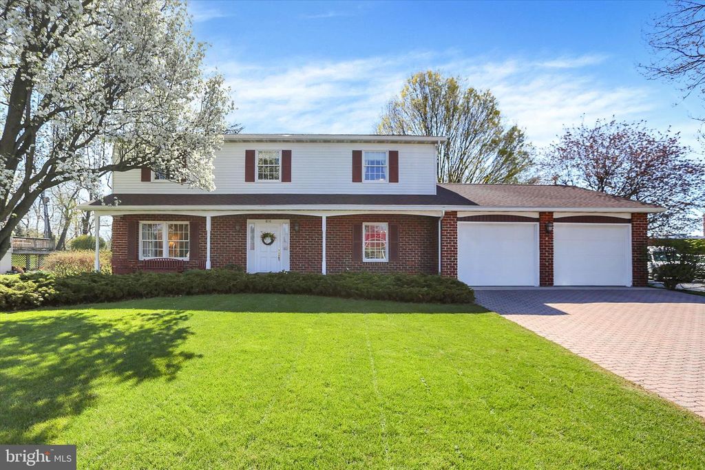 616 BRAD STREET, Shippensburg, PA 17257