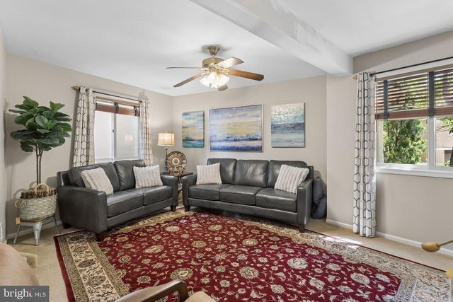 41 KINGSLAND CIR, Monmouth Junction, NJ 08852