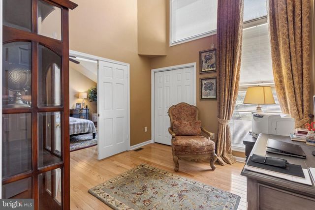 41 KINGSLAND CIR, Monmouth Junction, NJ 08852