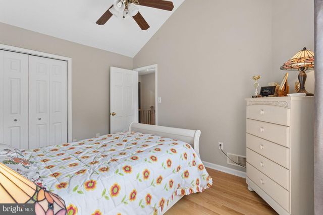 41 KINGSLAND CIR, Monmouth Junction, NJ 08852
