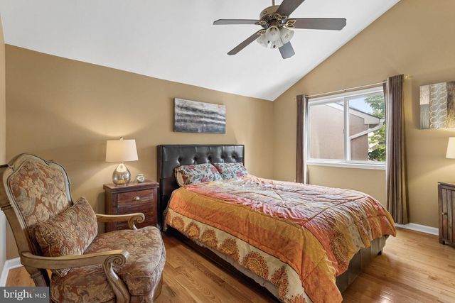 41 KINGSLAND CIR, Monmouth Junction, NJ 08852