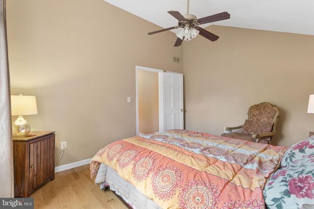 41 KINGSLAND CIR, Monmouth Junction, NJ 08852
