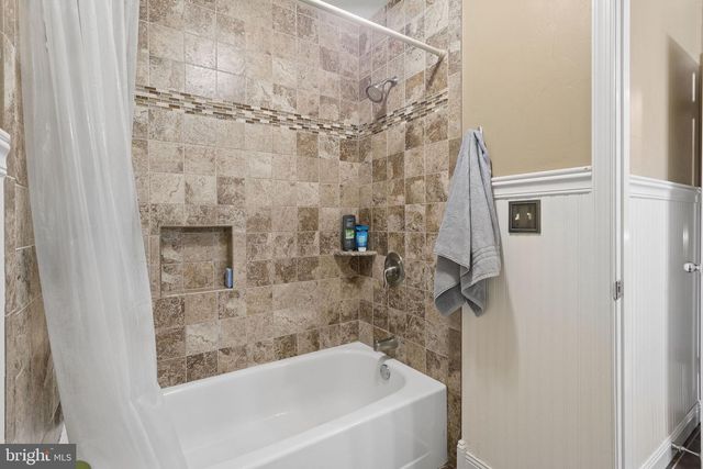 41 KINGSLAND CIR, Monmouth Junction, NJ 08852