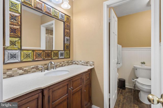 41 KINGSLAND CIR, Monmouth Junction, NJ 08852
