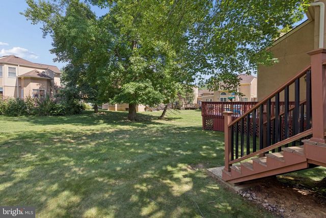 41 KINGSLAND CIR, Monmouth Junction, NJ 08852
