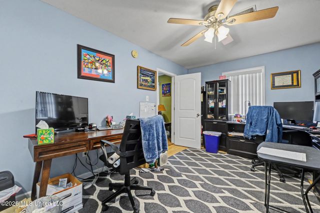 123 Espana Park Drive, Waveland, MS 39576