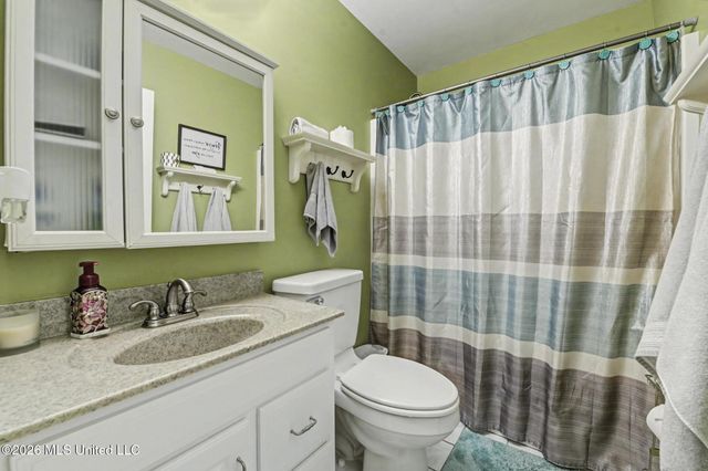 123 Espana Park Drive, Waveland, MS 39576